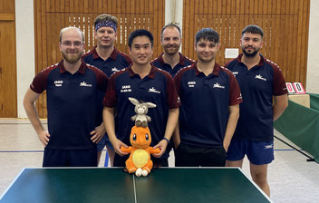 Sie waren ein Jahr lang Bezirksoberligaspieler (v.l.): Hagen Bluhm, Leander Wendt, Hoa Nam Nguyen, Justin Martins de Sousa, Kevin Acker und Max Langewitz.