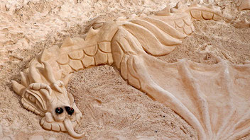 Drache aus Sand, Sandfigur