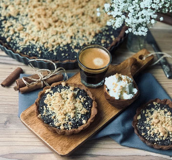 Mohntarte mit Apfel & Streusel