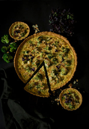 Quiche, Tarte, Brokkoli-Quiche, Brokkoli-Tarte, Ricotta-Quiche, Ricotta-Tarte, Brokkoli, vegetarisch, vegetarisch backen, vegetarisch kochen, gesundessen, gesundmachen, 