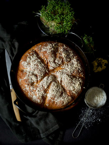 Brot, Brotzeit, Erdäpfelbrot, Kartoffelbrot, Topfenbrot, Kartoffeltopfenbrot, Topfbrot, Brot aus dem Topf, Backen, Brot backen, Dinkelbrot, Dinkelmehl, 