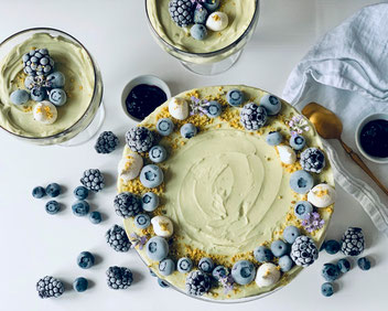 no-bake-cheesecake, cheesecake, matchacheesecake, matcha, Heidelbeeren