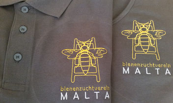 Die neuen Vereinsleibchen des BZV Malta mit gesticktem Logo