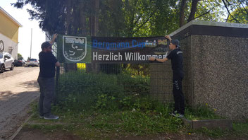 Unser Willkommenbanner, präsentiert und Pascal und Mutu