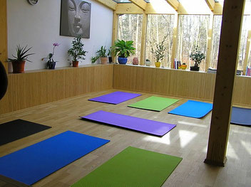 Der Yoga-Raum für kleine Gruppen im Physiosports Wellnesszentrum im Hallenbad Karlsfeld