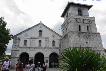 Die alte spanische Baclayon-Kirche auf Bohol 