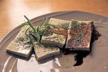 Gegrillter Tofu
