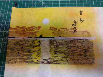 エアブラシによる塗装を併用した木版画