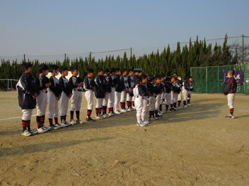 枚方スカイヤーズ整列写真