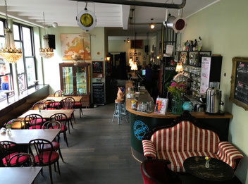 Foto: JBK, Weltempfänger Hostel Ehrenfeld