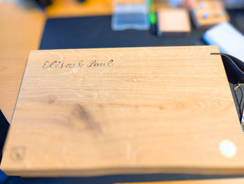 Pyrographie auf Holzbrett. eine individuelle Veredelung wird mit dem Brennkolben eingebrannt, Schrift & Kunst by Sigrid Bengel