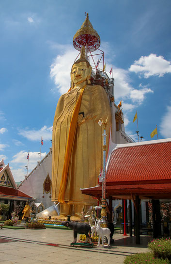 Standing Buddha Bangkok