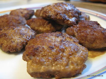Saftige Fleischpflanzerl - Rezept