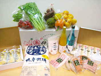 糸島野菜やお菓子など、旬や人気の名産品が景品になります☆(実際の景品は基本一種類。写真はイメージです)