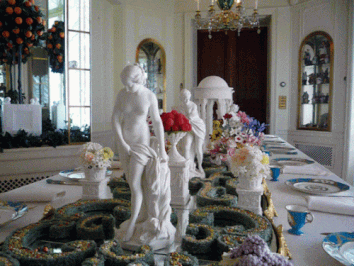 Garden-themed 18th century center piece