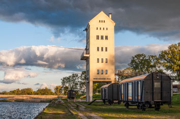 Groß-Neuendorf, Hafen