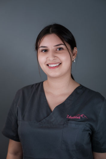 Dentalassistentin Jovana Stanisavljevic