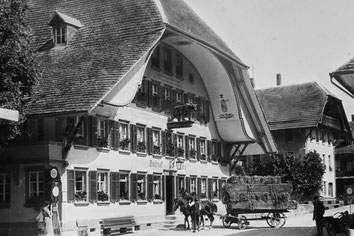 Gasthof Bären, Trubschachen. Dr. Leo Wehrli, Bildarchiv der ETH Bibliothek Zürich, Dia 247 10817, Public Domain