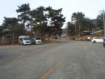 編笠山　雪山　登山　富士見高原登山口駐車場