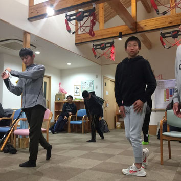 肩関節の痛み 姿勢 姿勢改善 肩甲骨 肩甲骨はがし 肩甲骨痛み 背中の痛み 野球肩の原因 野球肩原因 野球肩治し方 野球肩体操 野球肩ストレッチ 野球 野球肩 肩が痛い ピッチャー リトルリーガーズショルダー 腱板損傷 投球傷害 水泳 競泳 腰痛 分離症 分離すべり症 水泳肩スイマーズショルダー 水泳肩 スイマーズショルダー治療 スイマーズショルダー治るのか 岐阜 岐阜市 岐阜市茜部 岐阜市東鶉 岐阜市南鶉 岐阜市中鶉 岐阜市柳津町 羽島市 羽島郡 笠松町 岐南町 茜部 鶉 東鶉 中鶉 南鶉 柳津 笠松