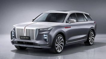 Hongqi E-HS9 car