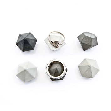 Concrete Diamond Ring Holder Set of 6 by PASiNGA