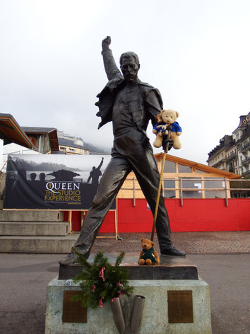 Kasimir, Cäsar, Fredi und Kerl mit Freddie Mercury in Montreux