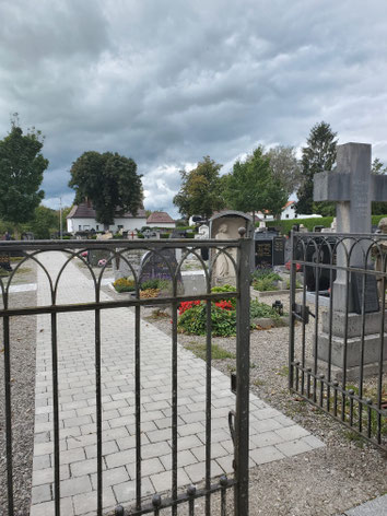 Friedhof in Altusried - Pflege und Gräberverwaltung durch Bestattungen Hackler