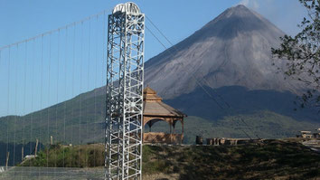 Combinado: Puentes Colgantes, Arenal 1968 y Catarata La Fortuna