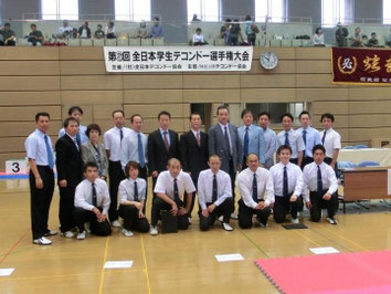 審判団集合写真