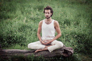 Dominik Kavallar - Innere Ruhe durch Hypnose in Graz