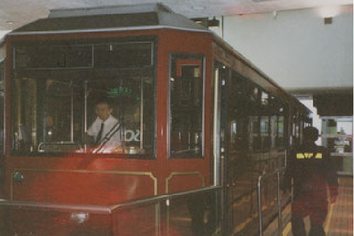 Hongkong-China-Tram-Cable-Car-Victoria-Peaks