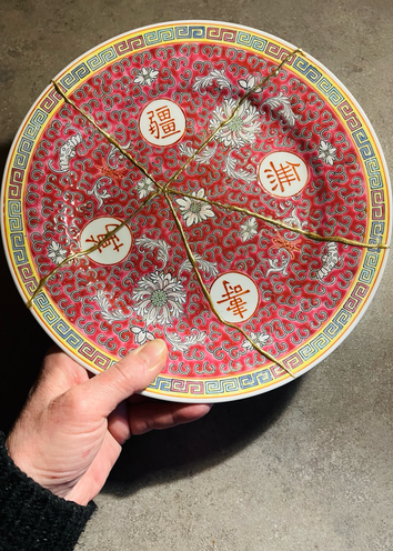 kintsugi scherven lijmen met goud, rouw en verlies 