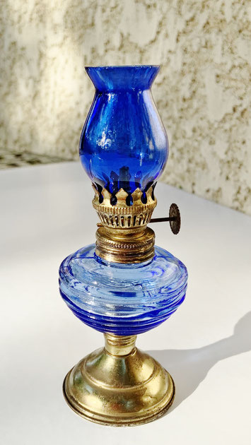 KODY - AUTRE  PETITE LAMPE A PARFUM, EN VERRE BLEU NUIT