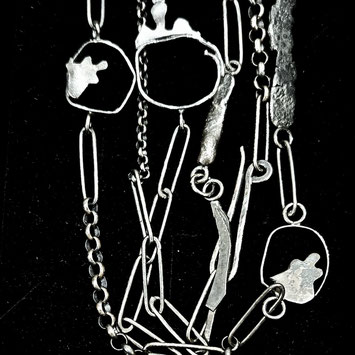 Kette von Eva Tesarik | Atelier STOSSIMHIMMEL