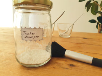 Rezept für selbst gemachte Trockenshampoo
