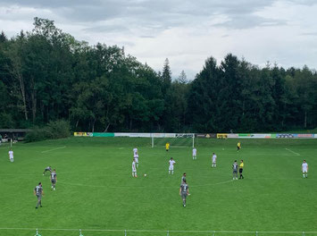 Anstoß für den  FC Buchloe nach einem BSK-Treffer.