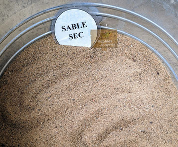 Sable sec du quincailler