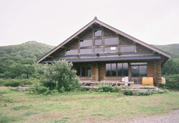 雄国沼近くの山小屋