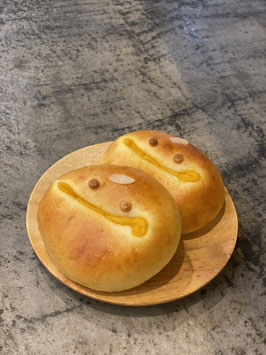 マンゴークリームパン※6月24日から