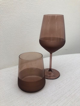Glas Marsala Wasser