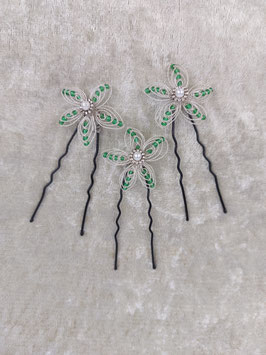 Trachten-Blumen-Haarnadel mit grünen Glasperlen