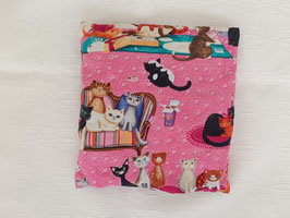 Traubenkernkissen pink, farbige Katzen