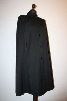 Pelerine / Schwarzes Cape 4