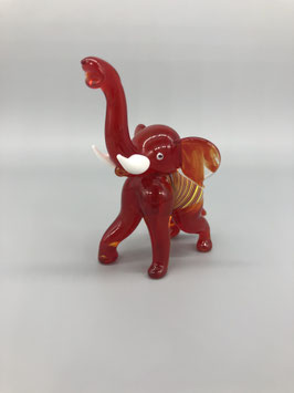 red ELEphANT