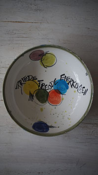 Friede Freude Eierkuchen;)