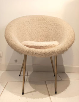 Fauteuil chaise assise vintage 1960 corbeille moumoute écru