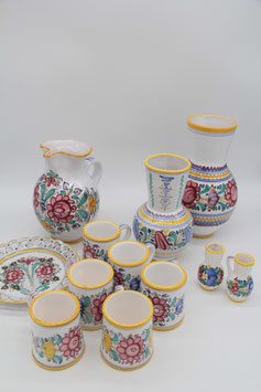 Slovakische Keramik Modra  Majolika Vase Krug Becher Blumenmotiv