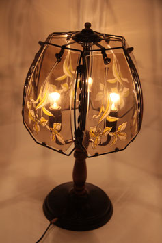 große hohe Tischlampe retro Glas Metall Schirm 6 Paneele Blumendekor Kamirex