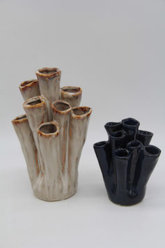 Keramikvase Azur organische Form creme / dunkelblau